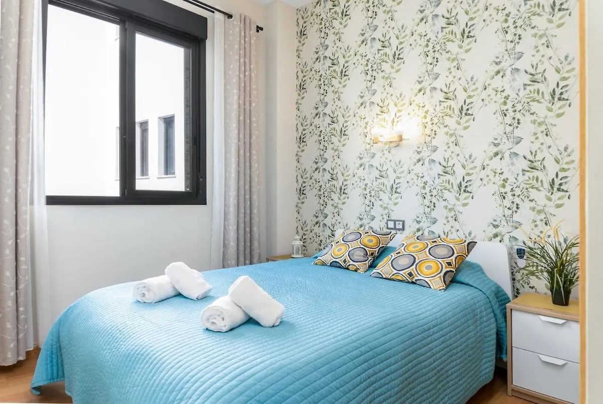 -Malagasunapts- Modern Citycentre Pool&Parking 0*,